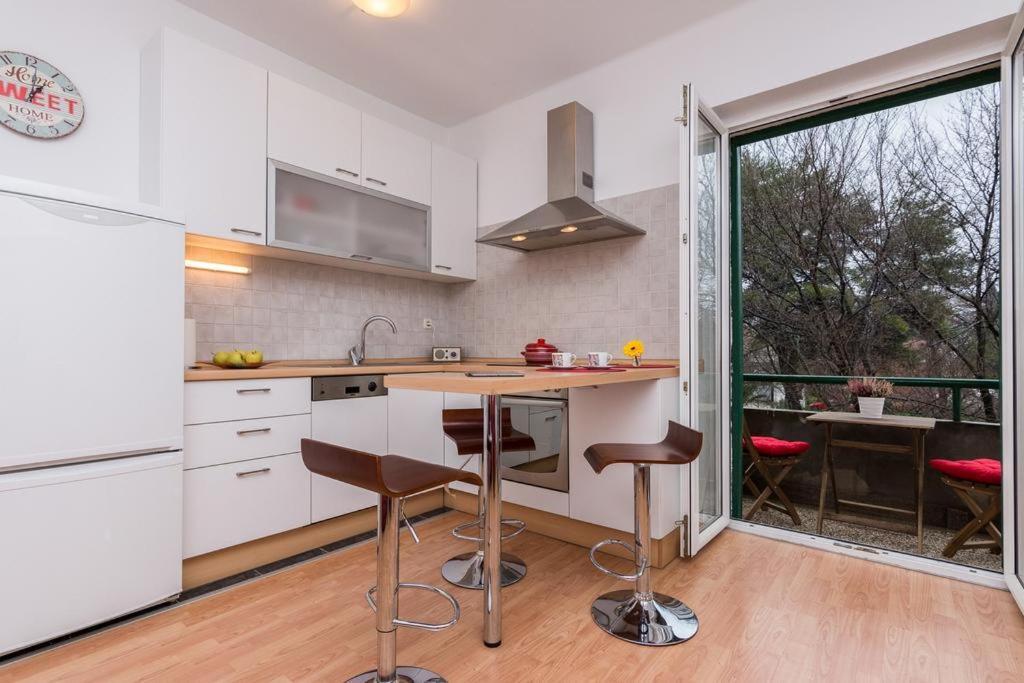 Near Old Town - Free Parking Apartment Задар Екстериор снимка